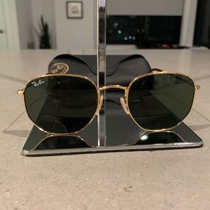 RAY BAN HEXAGONAL LEGEND GOLD